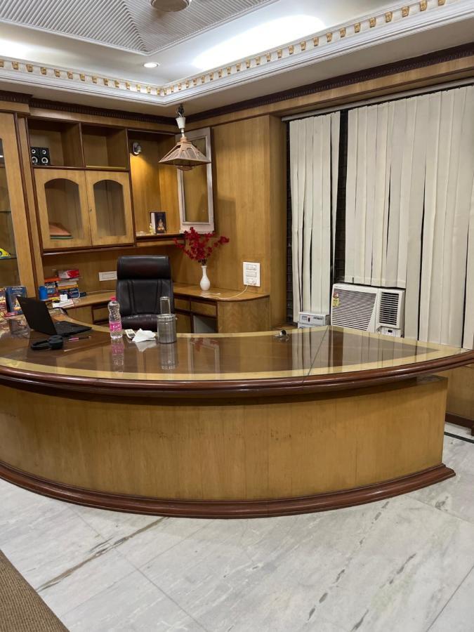 Family Hotel Tark Near Igi Airport Delhi New Delhi Bagian luar foto
