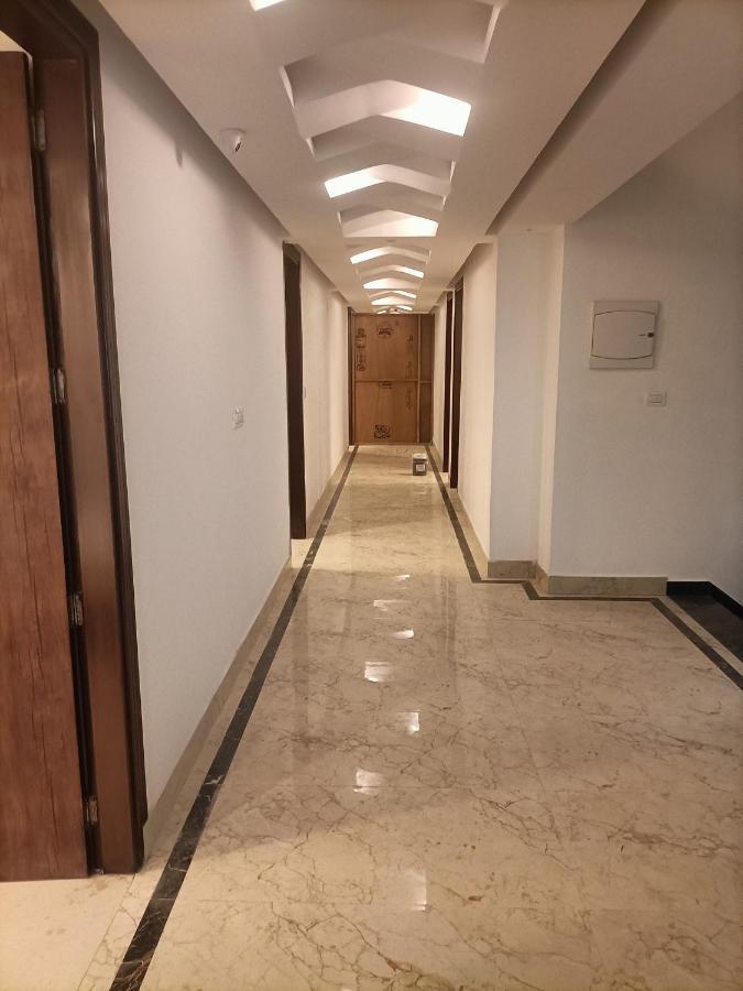 Family Hotel Tark Near Igi Airport Delhi New Delhi Bagian luar foto